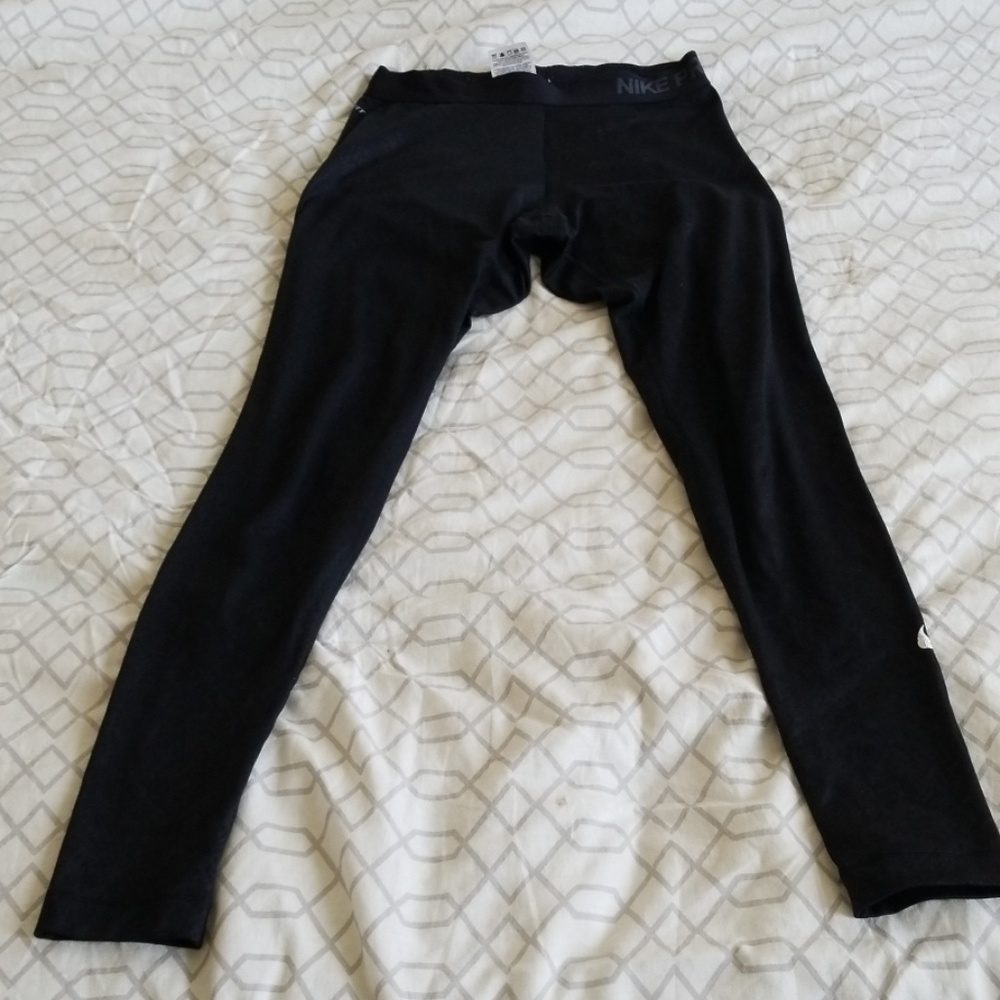 30% off if bundled! Nike leggings